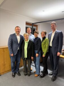 Familie Lichtenstern sammelt 2.640 Euro Spenden für die Stiftung für Mering